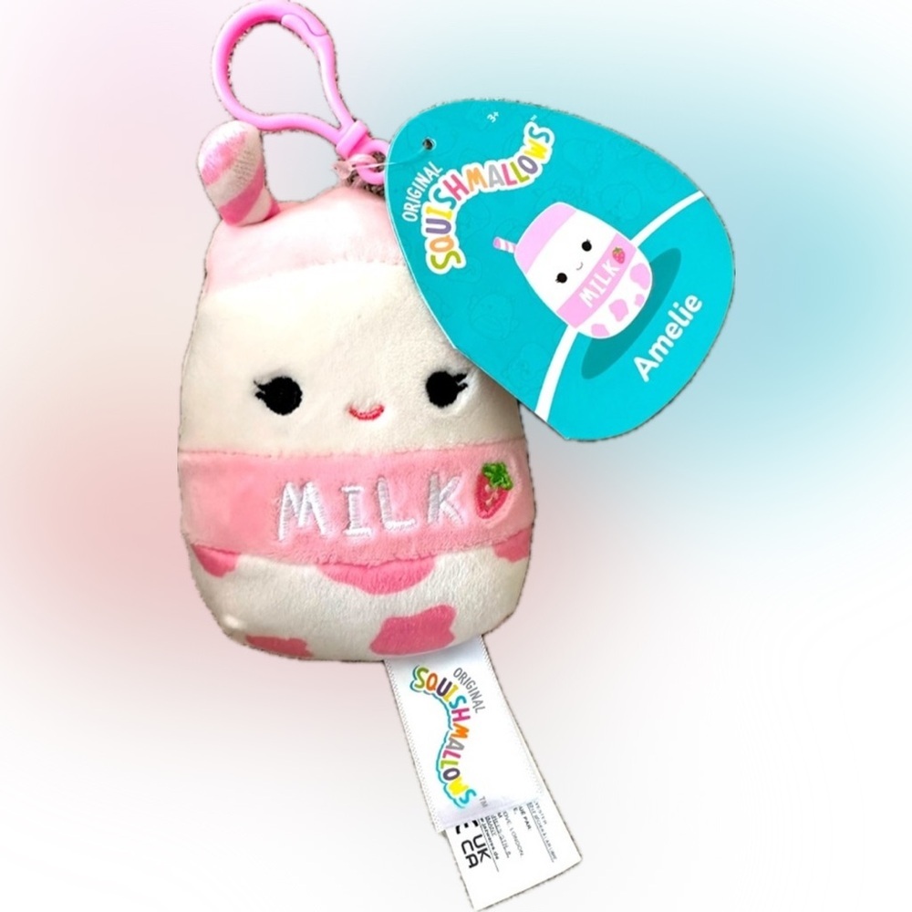Nwt 🥛  🍓 Amelie 3" clip  Squishmaillows Strawberry milk​